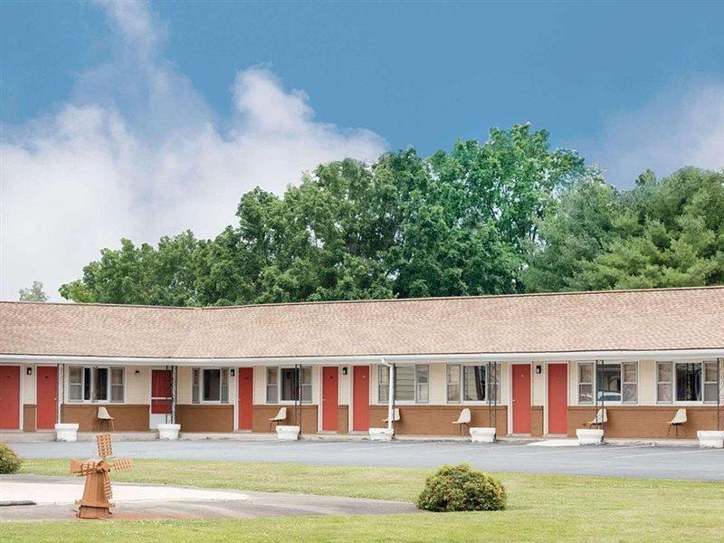 Budget Inn Mifflintown Exteriér fotografie