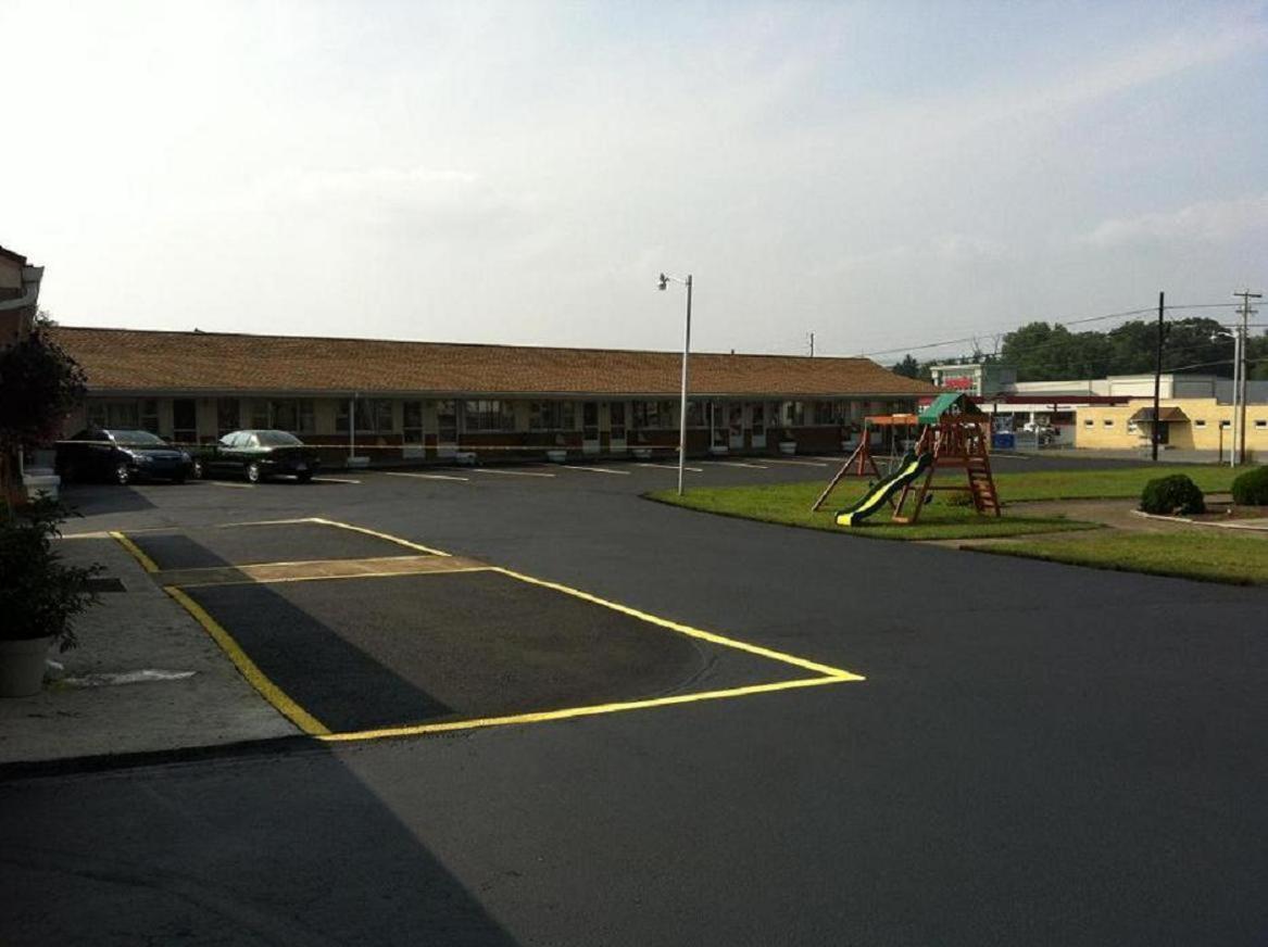 Budget Inn Mifflintown Exteriér fotografie